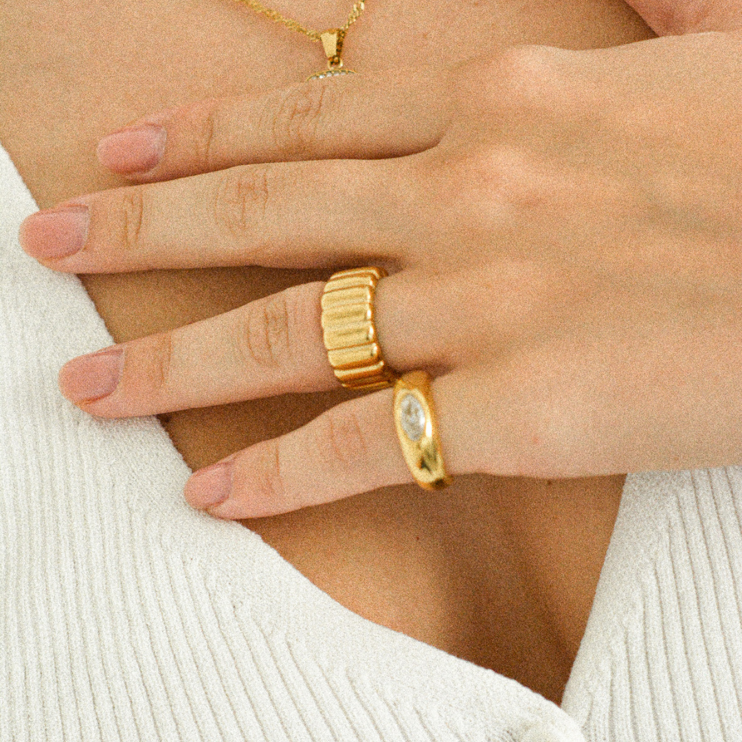 NAOMI RING